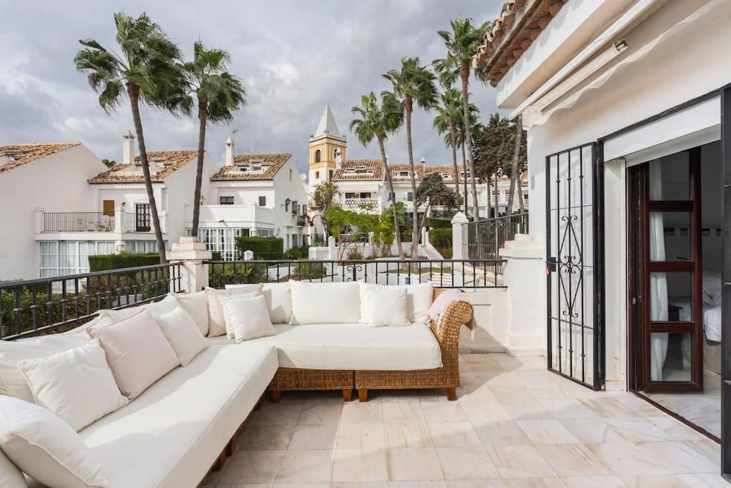 Stylish Spanish 3 Bd Townhouse On The Golden Mile Marbellac Extérieur photo