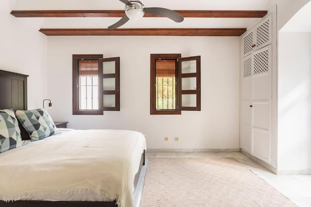 Stylish Spanish 3 Bd Townhouse On The Golden Mile Marbellac Extérieur photo