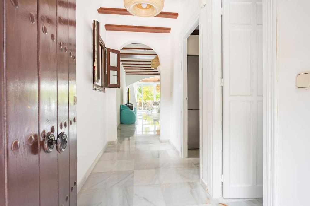 Stylish Spanish 3 Bd Townhouse On The Golden Mile Marbellac Extérieur photo