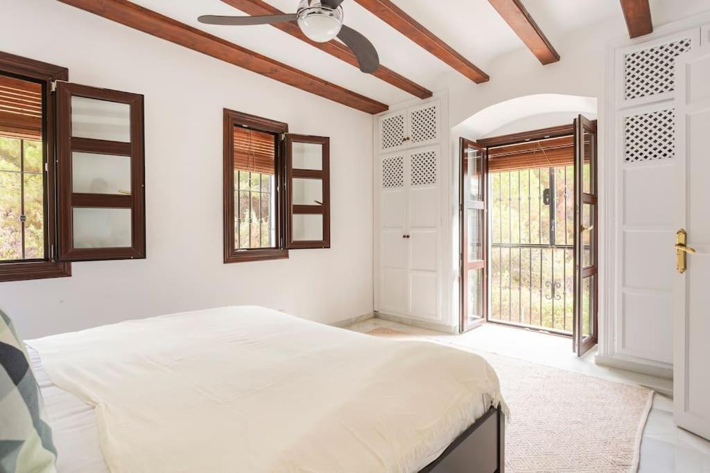 Stylish Spanish 3 Bd Townhouse On The Golden Mile Marbellac Extérieur photo
