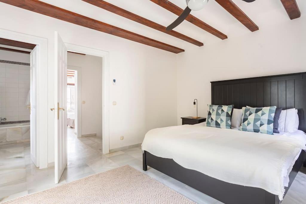 Stylish Spanish 3 Bd Townhouse On The Golden Mile Marbellac Extérieur photo