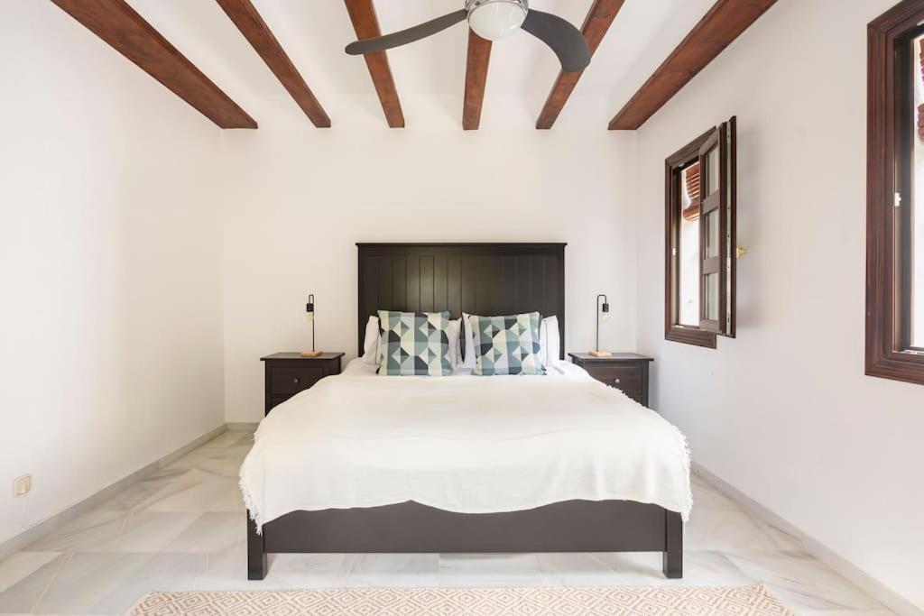 Stylish Spanish 3 Bd Townhouse On The Golden Mile Marbellac Extérieur photo